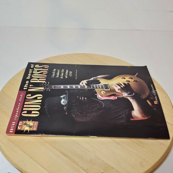 The Best of Guns N' Roses Sheet Music Signature Licks Spiral Guitar Book With CD - Picture 2 of 10